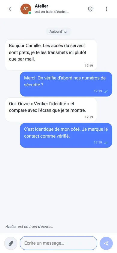 Silex sur téléphone : la même conversation vue par le second compte, avec accusés de lecture.